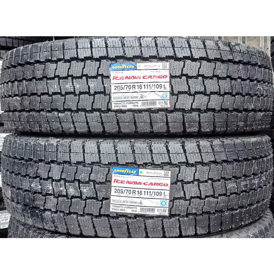 アイスナビ CARGO 新品2本価格 CNS1457(2)□205/70R16 111/109L LT 