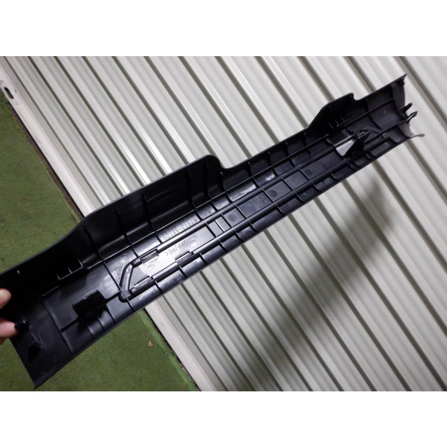 新車外し品 トヨタ純正 AXUH80 AXUH85 MXUA80 MXUA85 80 ハリアー