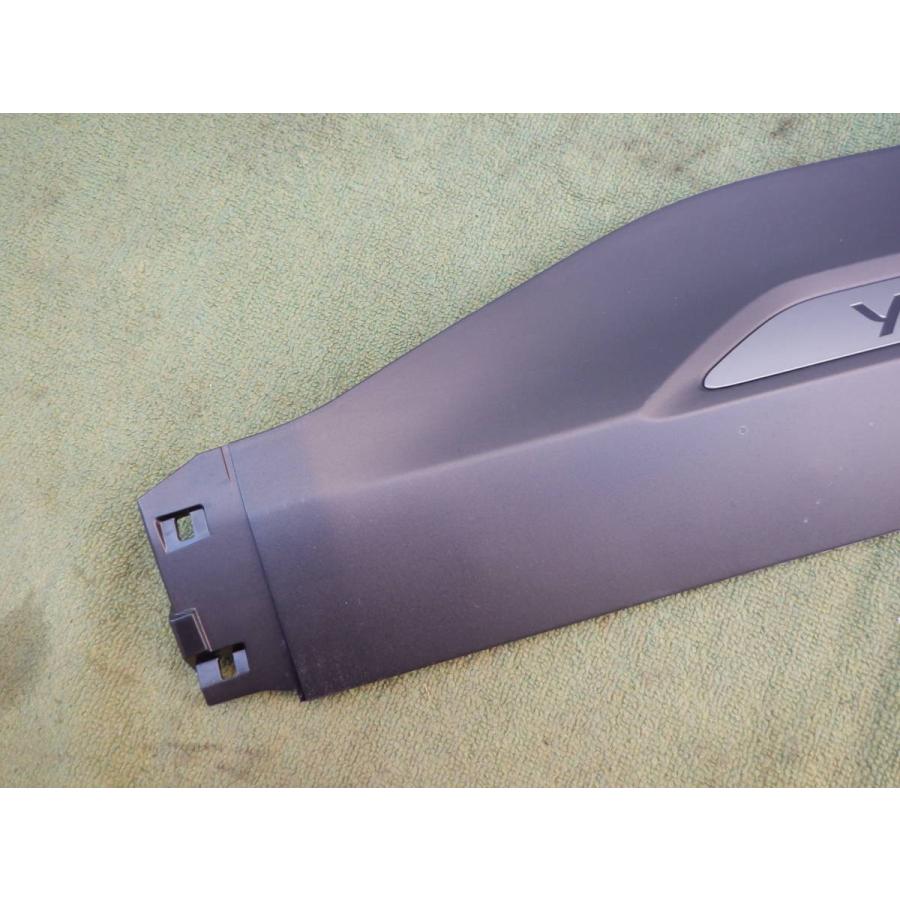 トヨタ　ヤリスクロス　ドアプロテクトモール　サイドステップ　新車外し　2枚 新車外し品 トヨタ純正 MXPB10 MXPB15 MXPJ10 MXPJ15
