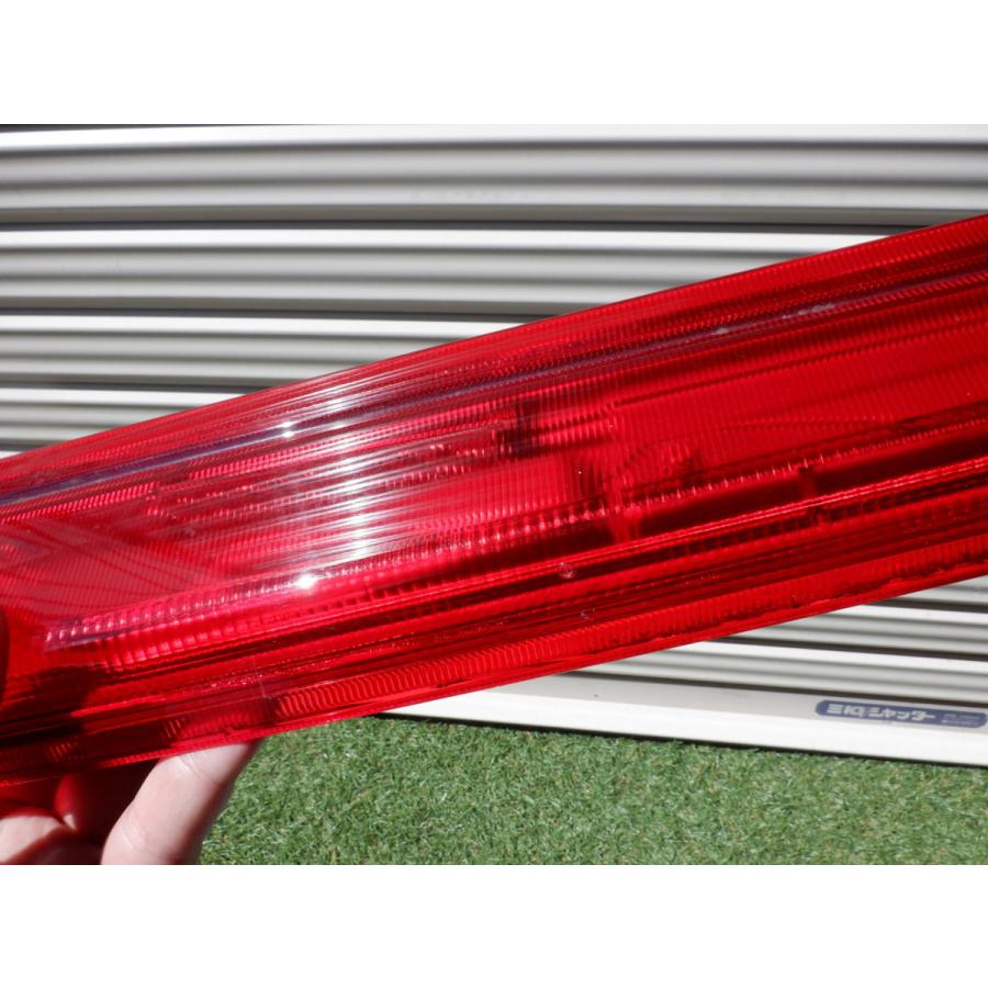 ルーミータンクセンターストップランプ3個 加工用に ルーミー DBA-M900A ハイマウントストップランプ 286-69044