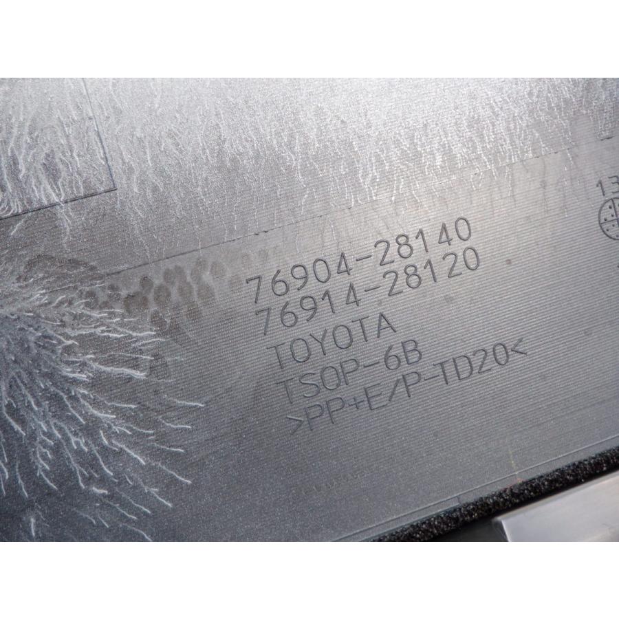 トヨタ純正 ZRR80 ZRR85 ZWR80 80 ノア ヴォクシー ドアパネル