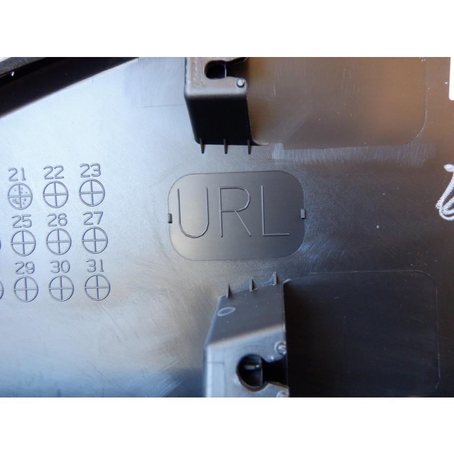 新車外し品 トヨタ純正 ZSG10 ZVG11 ZVG15 カローラクロス サイド