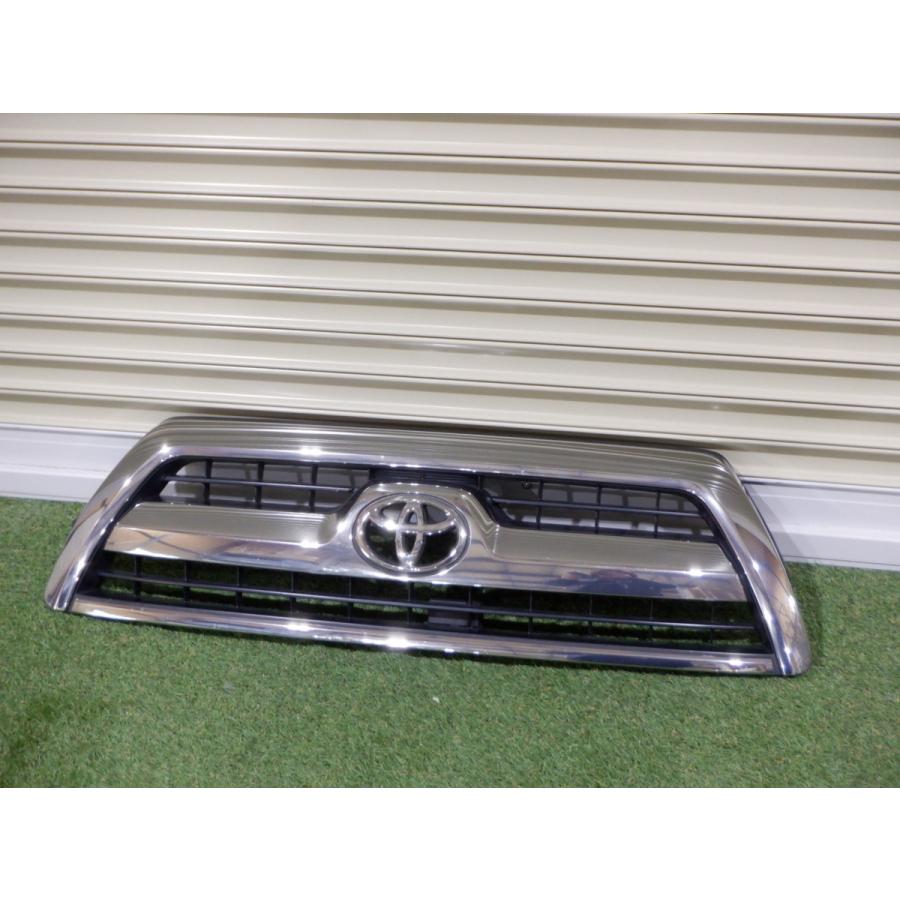 ハイラックスサーフ215 後期純正グリル トヨタ純正 TRN210W TRN215W GRN215W 215 ハイラックス サーフ 後期