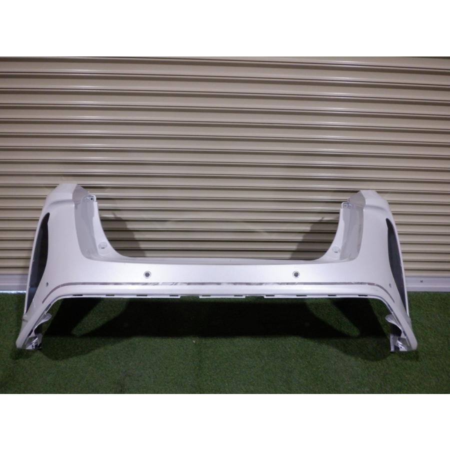 プリウスPHV(DLA-ZVW52)純正リアバンパー前期 プリウスPHV(DLA-ZVW52)純正リアバンパー前期