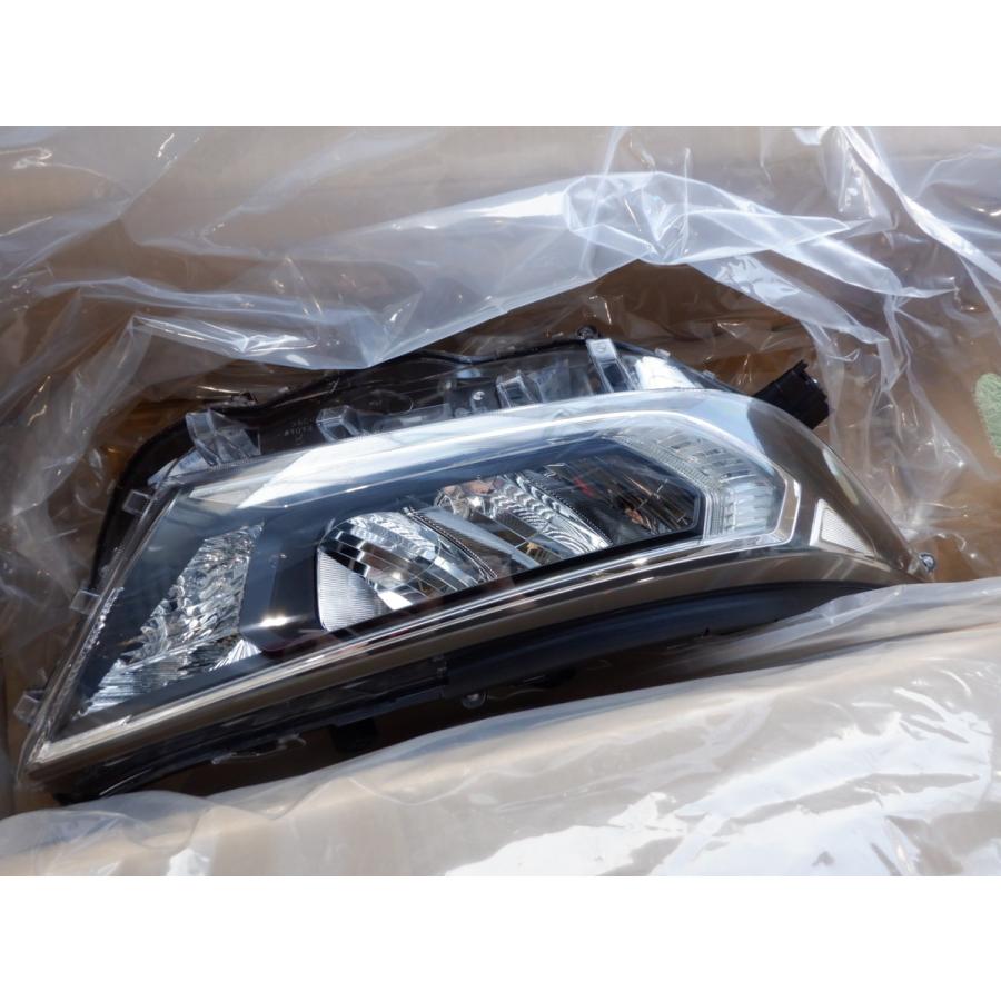 RAV4純正ヘッドランプ USトヨタ純正 ヘッドライト ヘッドランプ LED仕様 左右セット