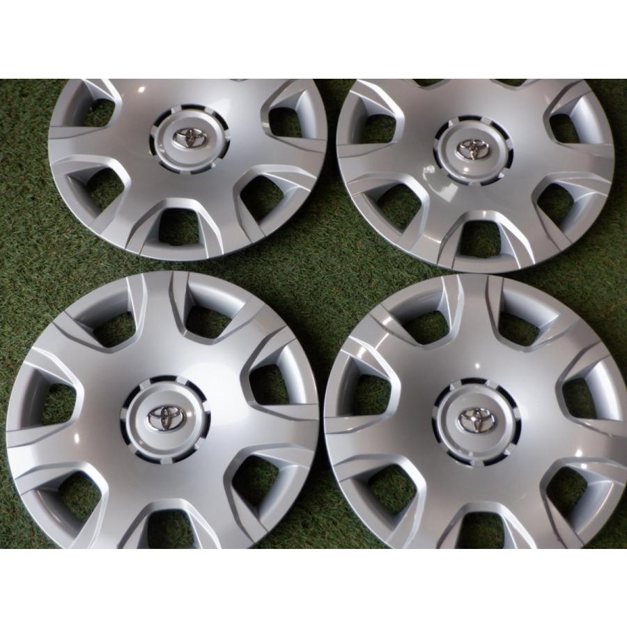 新車外し トヨタ純正 200 ハイエース GL 4型 5型 6型 後期 15インチ  