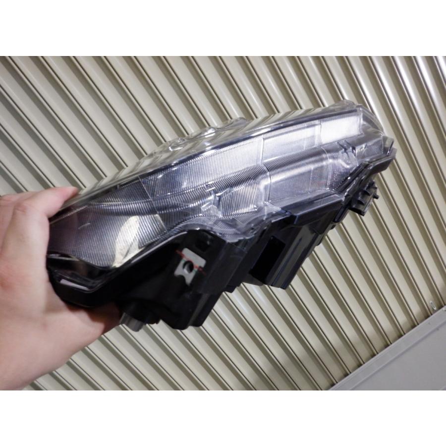 ホンダ　シビックハッチバック　FK7 純正ヘッドライト ホンダ シビックハッチバック FK7 純正ヘッドライト 良品 ホンダ