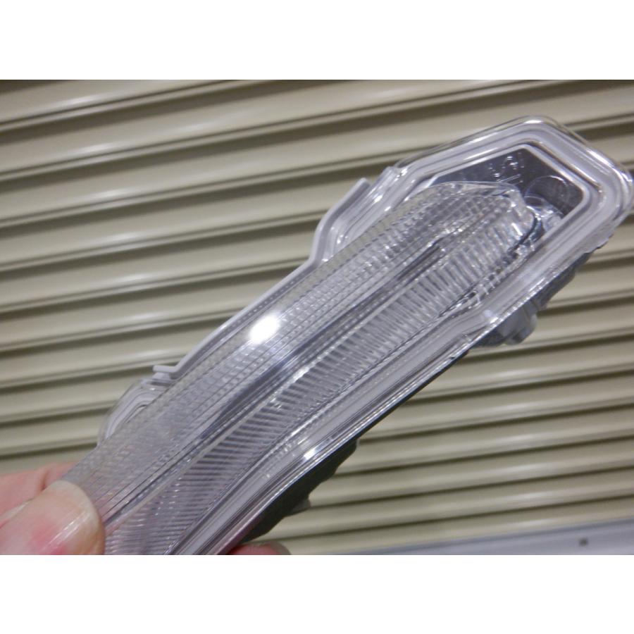 新車外し トヨタ純正 M900A M910A ルーミー カスタム 後期 LED