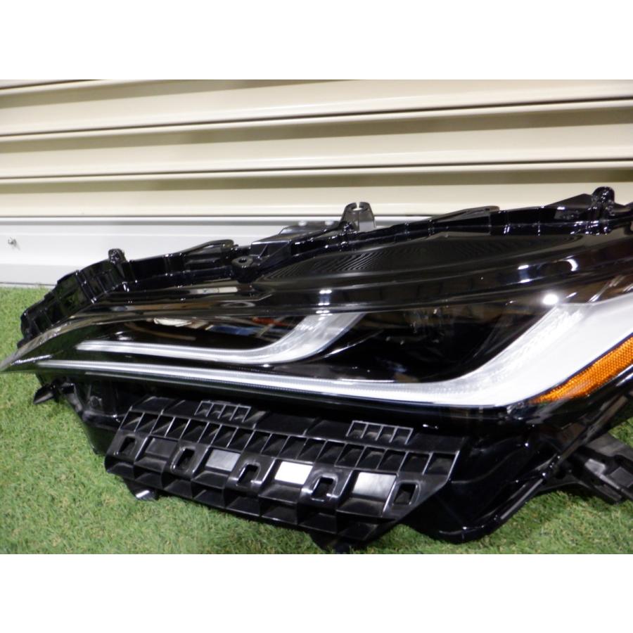 ハリアー　AXUH80 MXUA80 純正LED 左ヘッドライト　ランプ　美品 新車外し 純正 AXUH80 AXUH85 MXUA80 MXUA85 80 ハリアー Z/G
