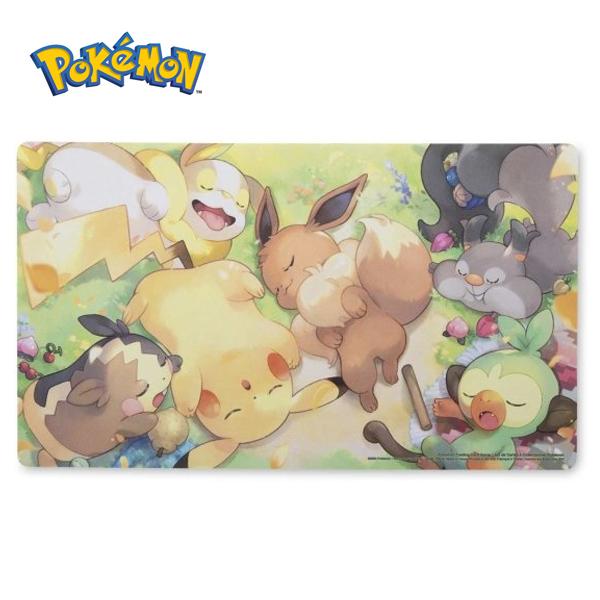 ポケモンカードゲーム 海外ポケモンセンター限定 プレイマット みんな