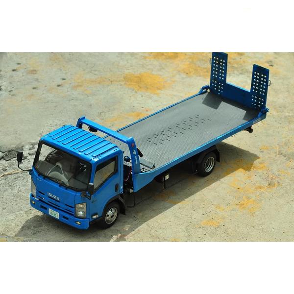 ZoomOn 1/24 Z060 エルフ 平台トラック 車載專用車 レジンキット