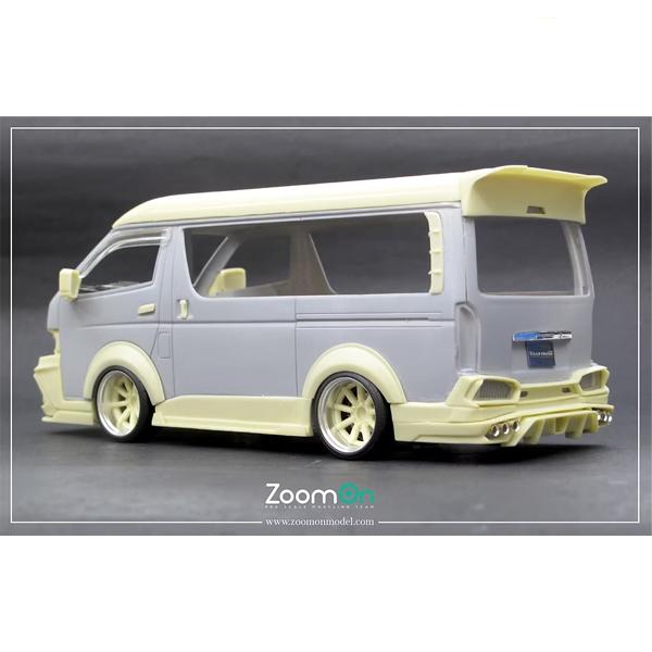 ZoomOn 1/24 Z171 ハイエース SADカスタム スティンガーJ ハイルーフ