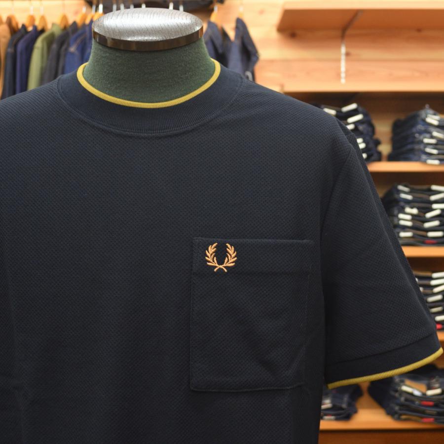 FRED PERRY（フレッドペリー） Pocket Detail Pique T-Shirt M2395 102