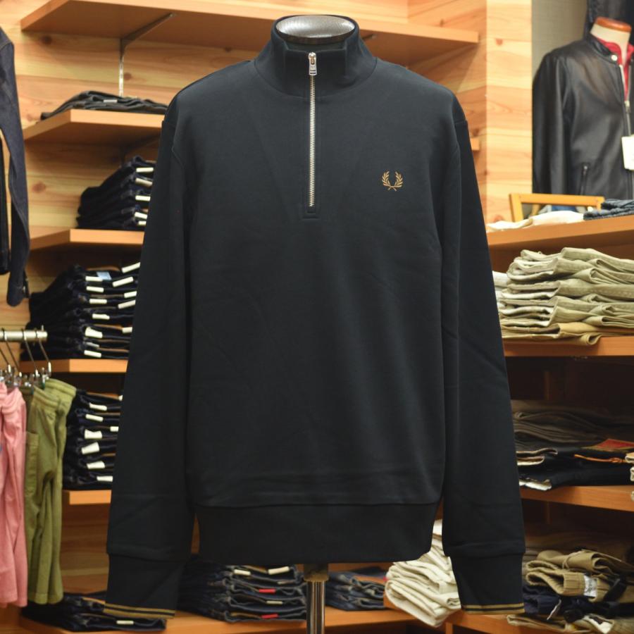 FRED PERRY（フレッドペリー） Half Zip Sweatshirt M3574 S77 BLACK