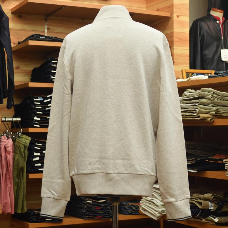 FRED PERRY（フレッドペリー） Half Zip Sweatshirt M3574 W50