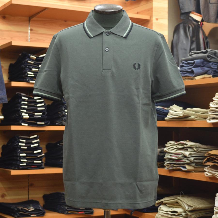 FRED PERRY（フレッドペリー） The Fred Perry Shirt M3600 04B FIELD
