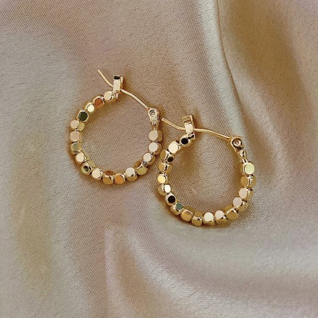 ピアス レディース フープピアス リング アーチ型ピアス メタルビーズ