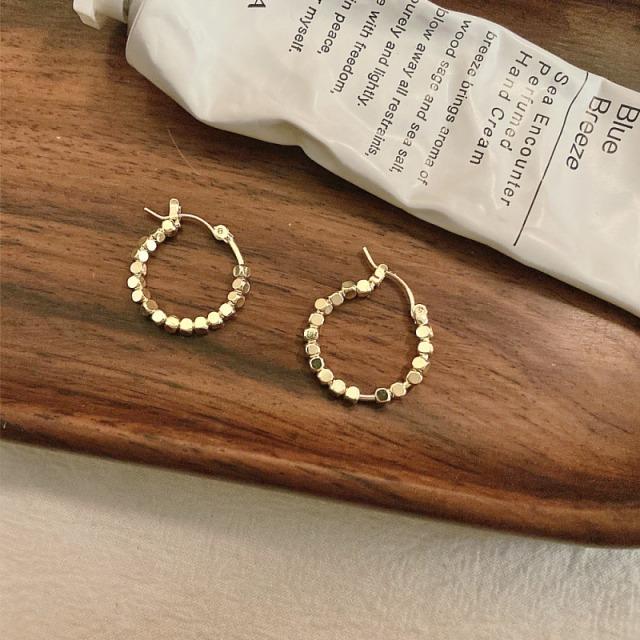 ピアス レディース フープピアス リング アーチ型ピアス メタルビーズ