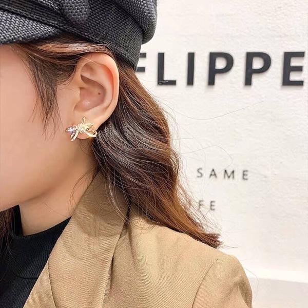 ピアス レディース リボン キラキラ ビジュー ゴールド シンプル : M's