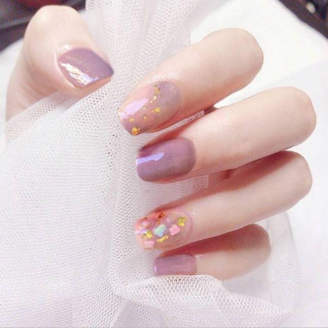 ネイルチップ ショートオーバル ミディアム ネイルチップ 短め 可愛い 短い キラキラ ワンカラー ラメ 韓国 繰り返し 貼るだけ スクエア 付け爪 Msc025 M S Sorelle 通販 Yahoo ショッピング