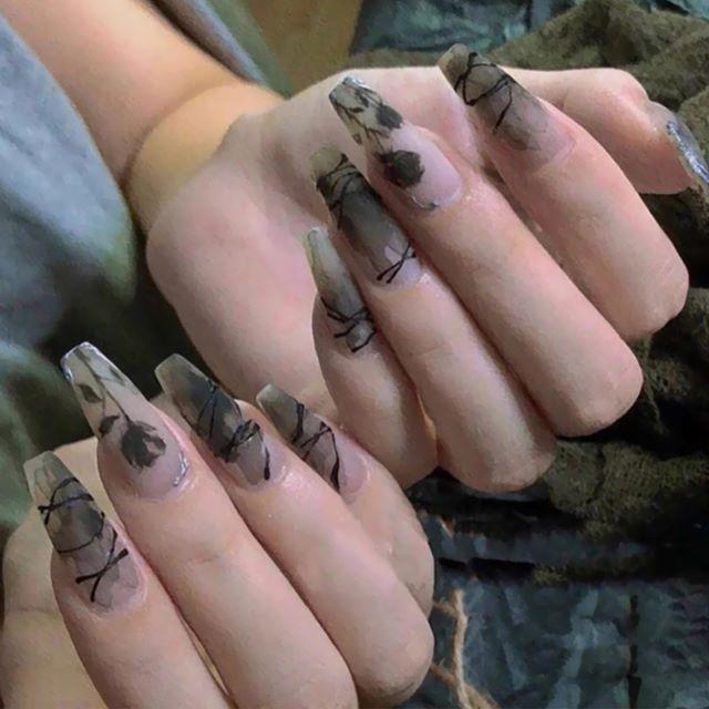 ネイルチップ 韓国 ロング 黒 ブラック 成人式 透明 もやもや 白 マット マットカラー 花 可愛い 地雷 地雷系 付け爪 つけ爪 バラ 薔薇 花柄 Msc079 M S Sorelle 通販 Yahoo ショッピング