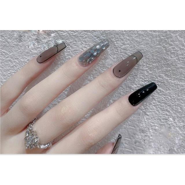 ネイルチップ 水色 黒 地雷 サブカル 量産型 推しカラー ロングポイント ネイルチップ 水色 黒 地雷 サブカル 量産型 推しカラー ロング