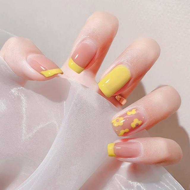 ネイルチップ 韓国 成人式 可愛い ライン フレンチ ショート ワンカラー 貼るだけ 黄色 花柄 デイジー ガーリー ラウンド ミディアム 花 黄色系 Msn06 M S Sorelle 通販 Yahoo ショッピング