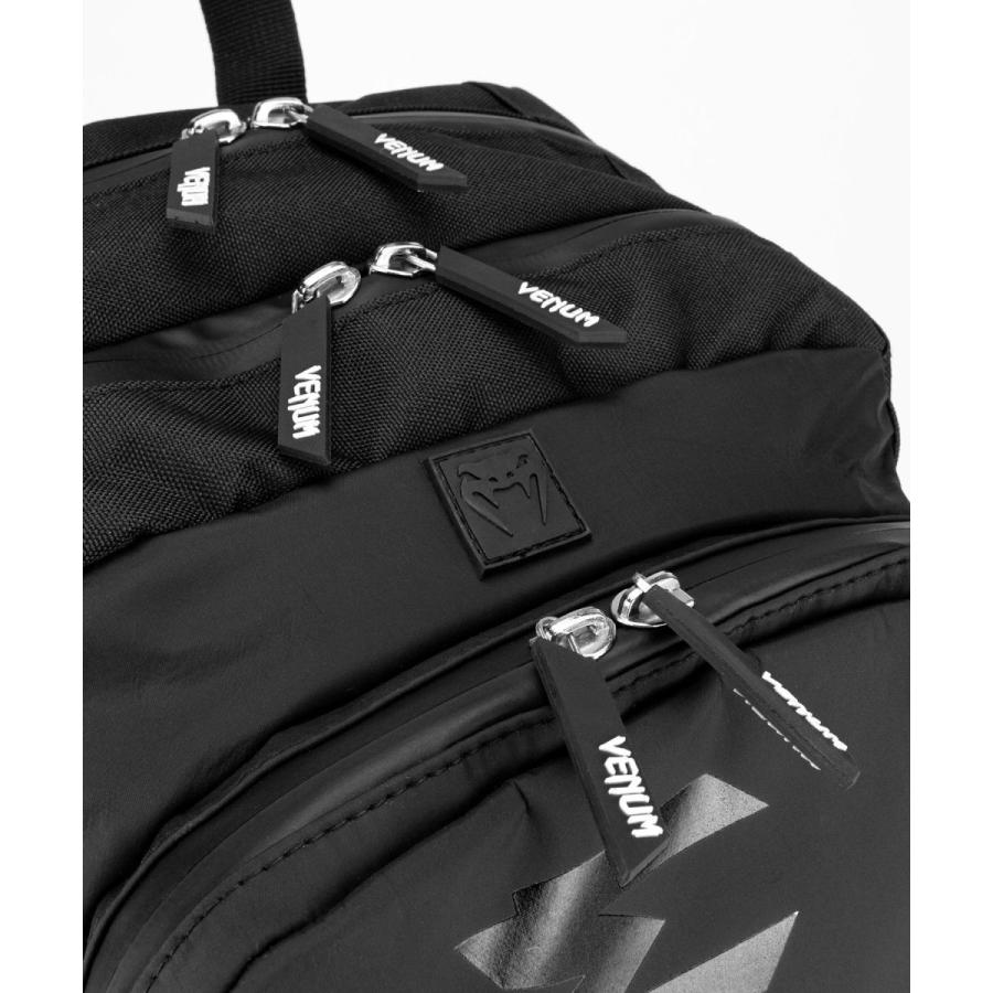 VENUM バックパック CHALLENGER PRO EVO BACKPACK (ブラック×ブラック