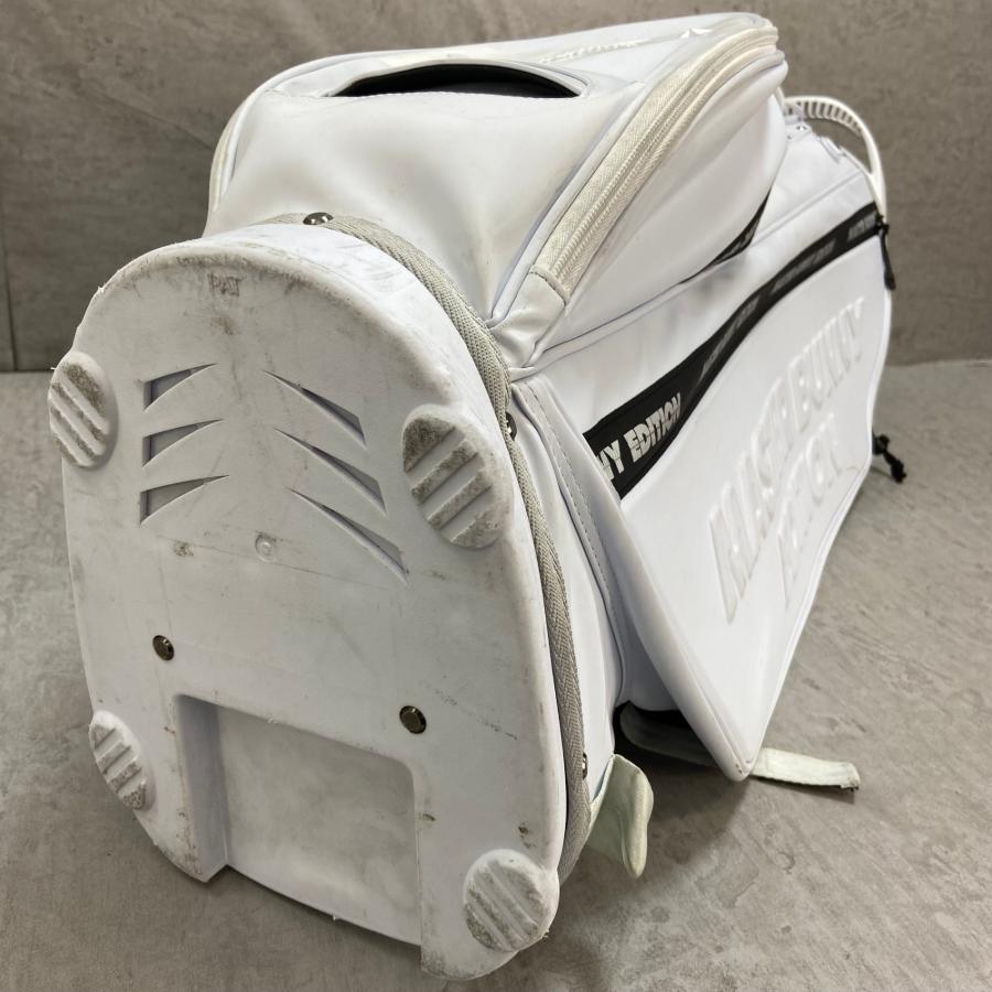 新品】MASTER BUNNY EDITION PUレザー スタンド式