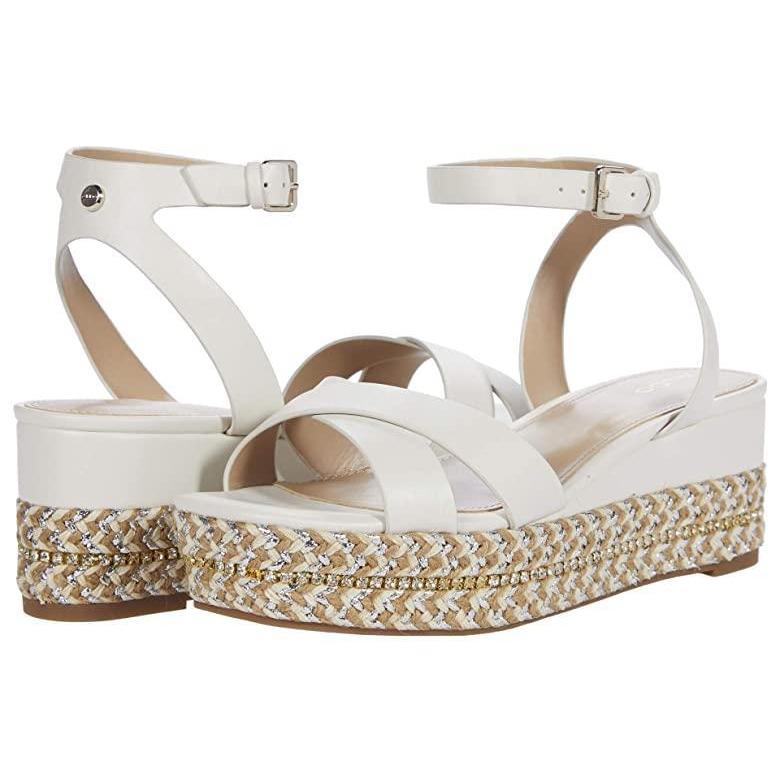 可愛いクリスマスツリーやギフトが White パンプス ヒール レディース Launia アルド ブランド 人気 新作 日本未発売 海外限定 シューズ