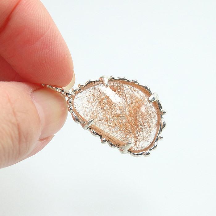 オレンジルチルクォーツの粒飾りペンダント |  | 03