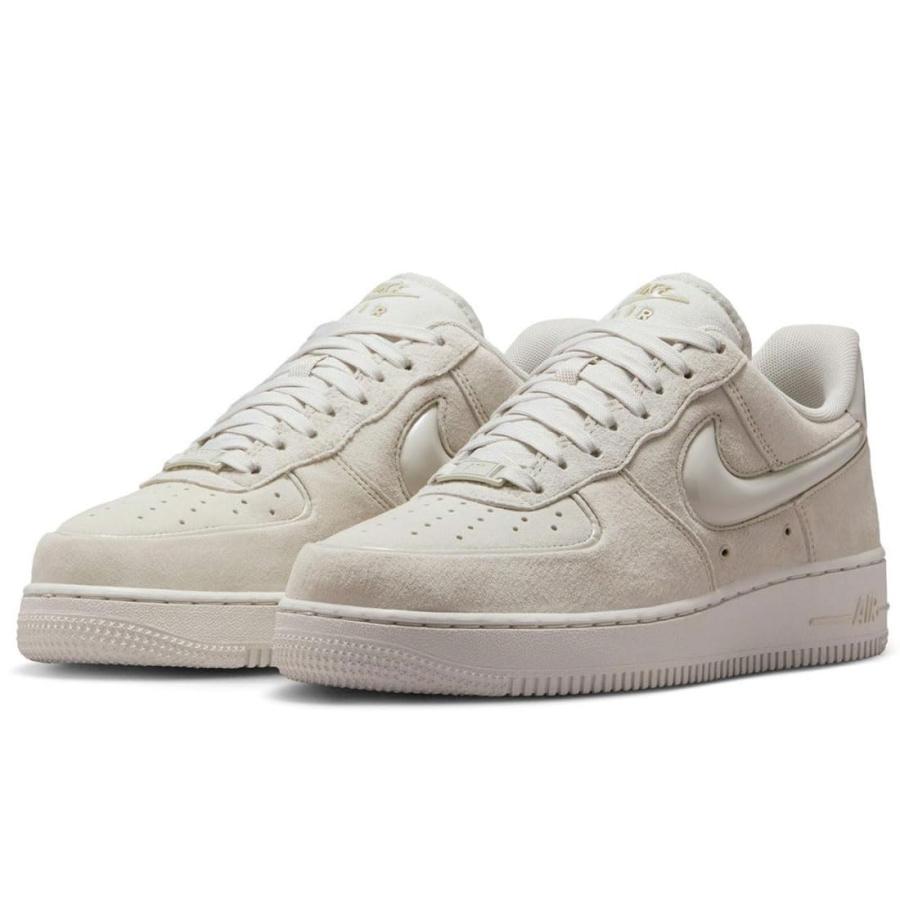 新品未使用Nike Air Force 1 ＇07 HV4406-001 NIKE（ナイキ） エア フォース 1 '07 W AIR FORCE 1 '07 ライトボーン