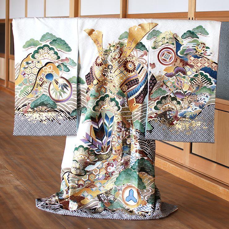 初着 産着 お宮参り 男の子 兜に武具 白色 正絹 のしめ 一つ身 匹田