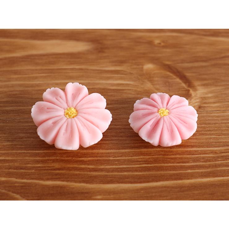 帯留め 手作り 和菓子 街着屋 ねりきり秋桜 2サイズ フェイクスイーツ 中村彩乃作 練り切り 秋 ピンク 日本製 Obdm0169 街着屋 きもの遊び 通販 Yahoo ショッピング