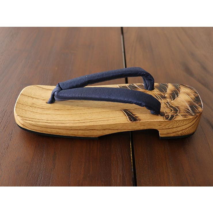 鎌倉彫 右近下駄 龍 鼻緒：濃紺 ドラゴン 竜 オリジナル 限定  