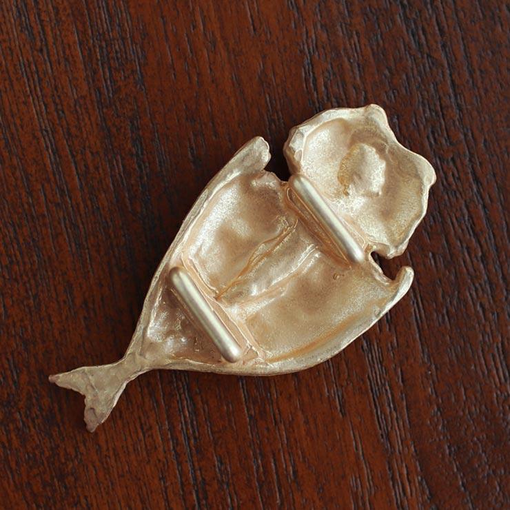 独特の世界観が魅力】 帯留め(単品) - アジ帯留め 魚 鯵 アジの開き 