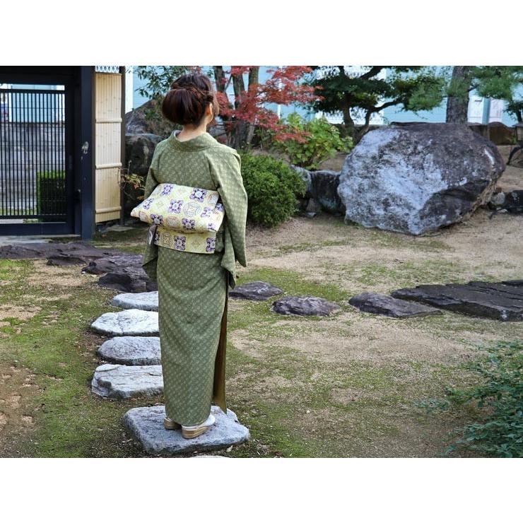 濃い抹茶色　色無地　小紋　Ｌサイズ　裄69 未使用しつけ付 濃い抹茶色 色無地 小紋 Lサイズ 裄69 未使用しつけ付