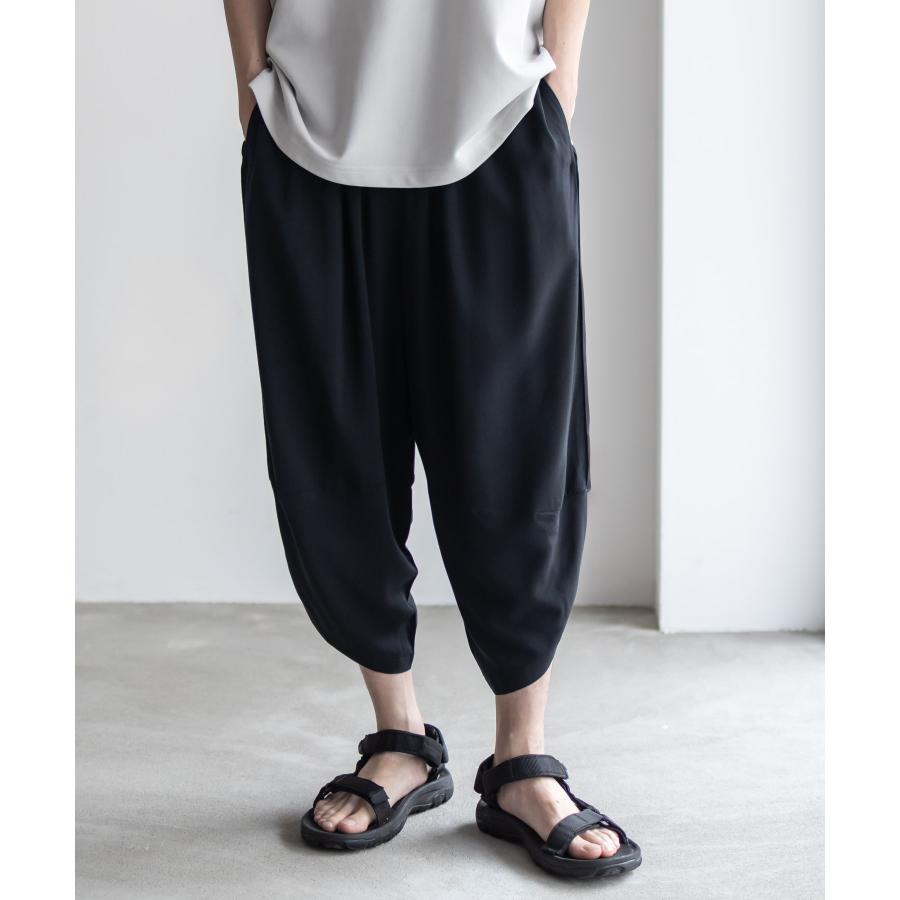 【美品】MOYURU 萌　バルーンパンツ　センソユニコ　ブラック　ゆったり モユルのパンツ モユル バルーンパンツ ブラック 萌 MOYURU モユル