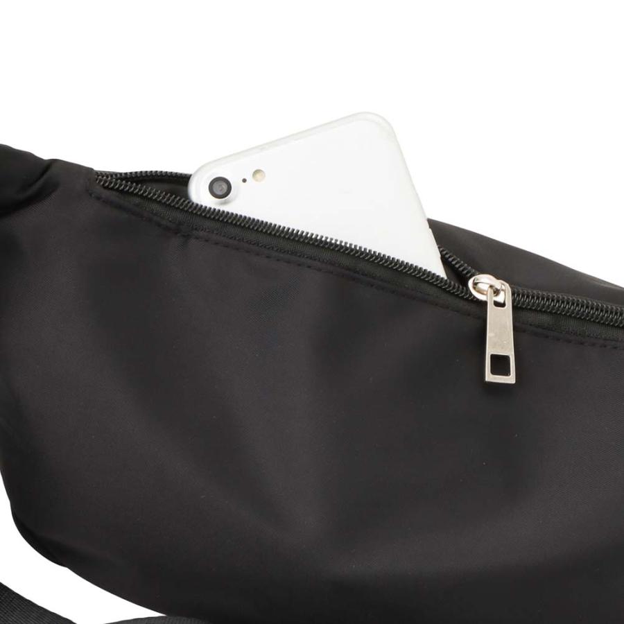 URBAN COLLECTION（アーバンコレクション） ウエストポーチ ダブル