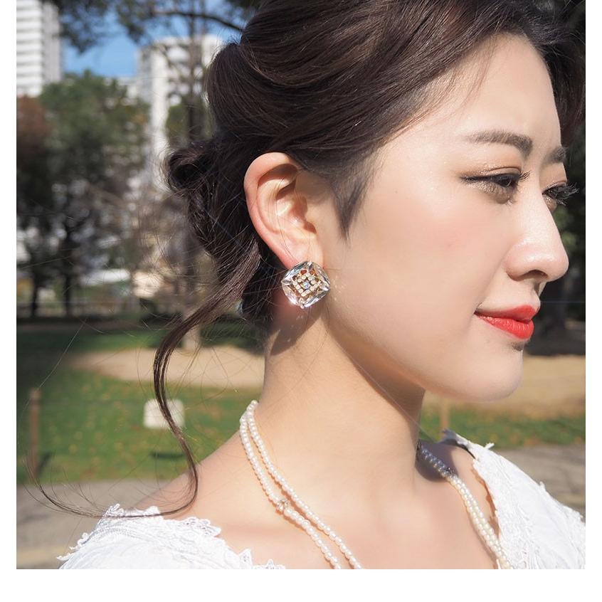 ピアス レディース ビジュー 直 スクエア 四角トレンド キラキラ 大ぶり ウェディング 挙式 結婚式 二次会 披露宴 花嫁 パーティー 入学式 発表会 Pi075 Pi075 Machree ヤフー店 通販 Yahoo ショッピング