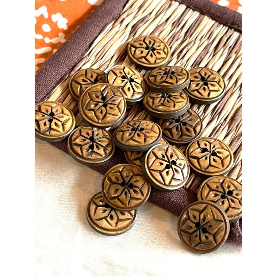 ボーンボタン　18mm　1個売り　麻　ブラウン |  | 01