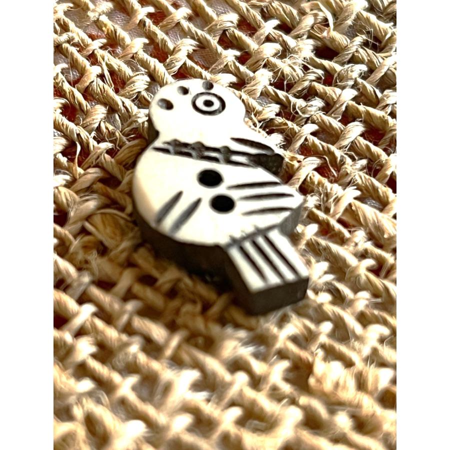 ボーンボタン　20mm　1個売り　小鳥　アイボリー |  | 02