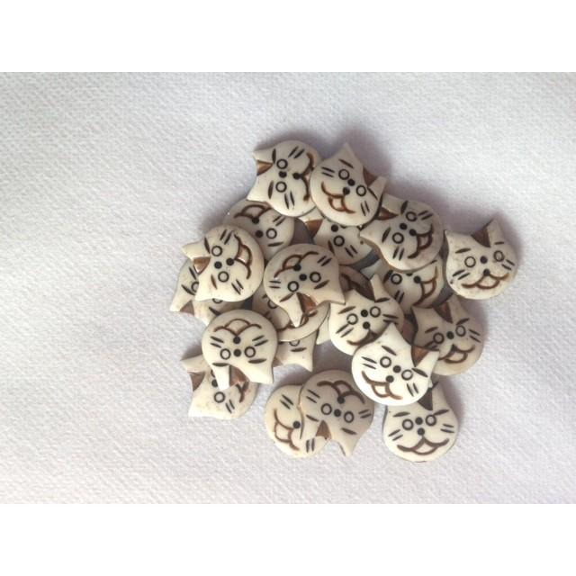 ボーンボタン　20mm　フラワー　1個売り　ナチュラル |  | 01