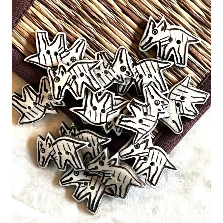 ボーンボタン　25mm　シマウマ 　１個売り　アイボリー　 |  | 03