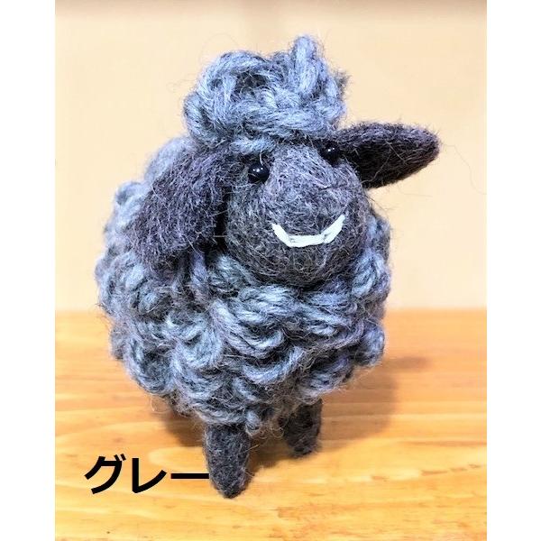 ハンドメイドひつじ フェルト 人形 : madok - 通販 - Yahoo!ショッピング