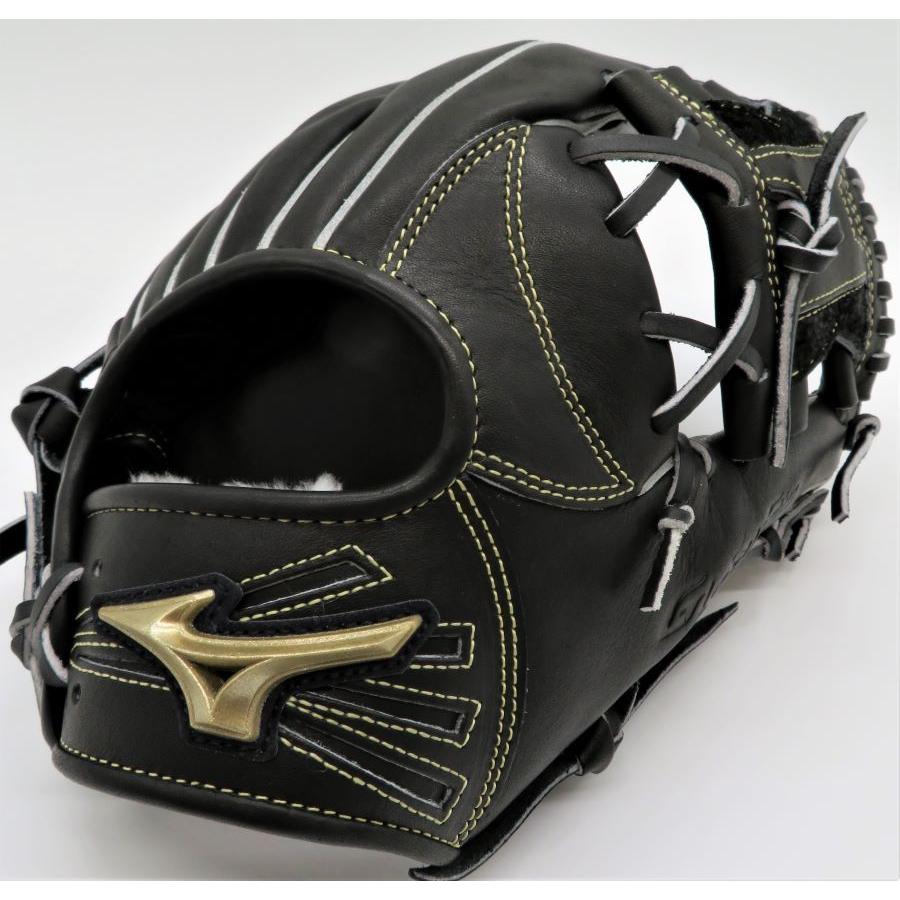 【新品未使用】ミズノ　軟式用 外野手用　ブラック　グローバルエリート ミズノ グローバルエリート 軟式用 黒 内野用 MIZUNO ミズノ グローブ