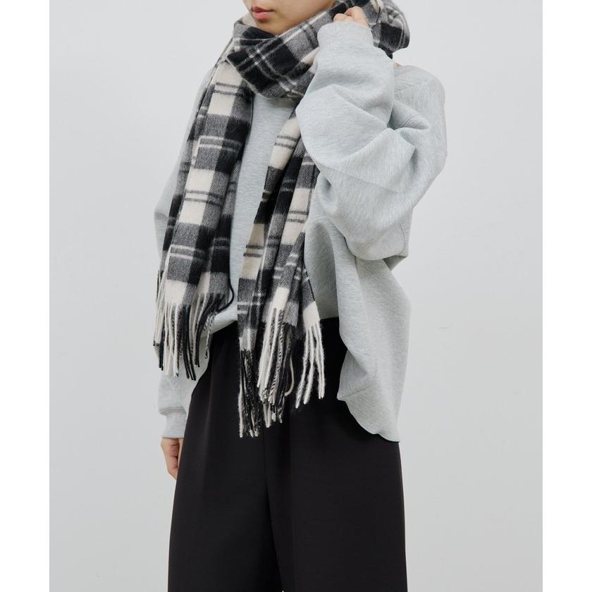 【新品・未使用】GALLARDAGALANTE カシミア　マフラー　オフホワイト GALLARDAGALANTE（ガリャルダガランテ） マフラー FREE レッド