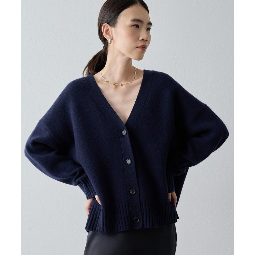 極美品 ウィムガゼット 23SS シルク リネン Vネック カーディガン 黒 極美品 ウィムガゼット 23SS シルク リネン Vネック カーディガン 黒