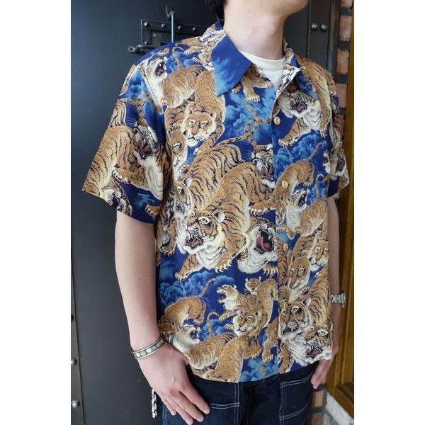 【極美品】Iroquois ONE HUNDRED TIGER ポロシャツ 2 極美品】Iroquois ONE HUNDRED TIGER ポロシャツ 2