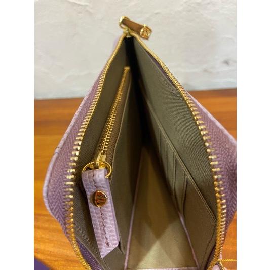 VIOLA d'ORO/ヴィオラドーロ　ADRIA V-1289 リザード型押しスマートフォンポシェット　Lavenderラベンダー | VIOLAd'ORO | 05